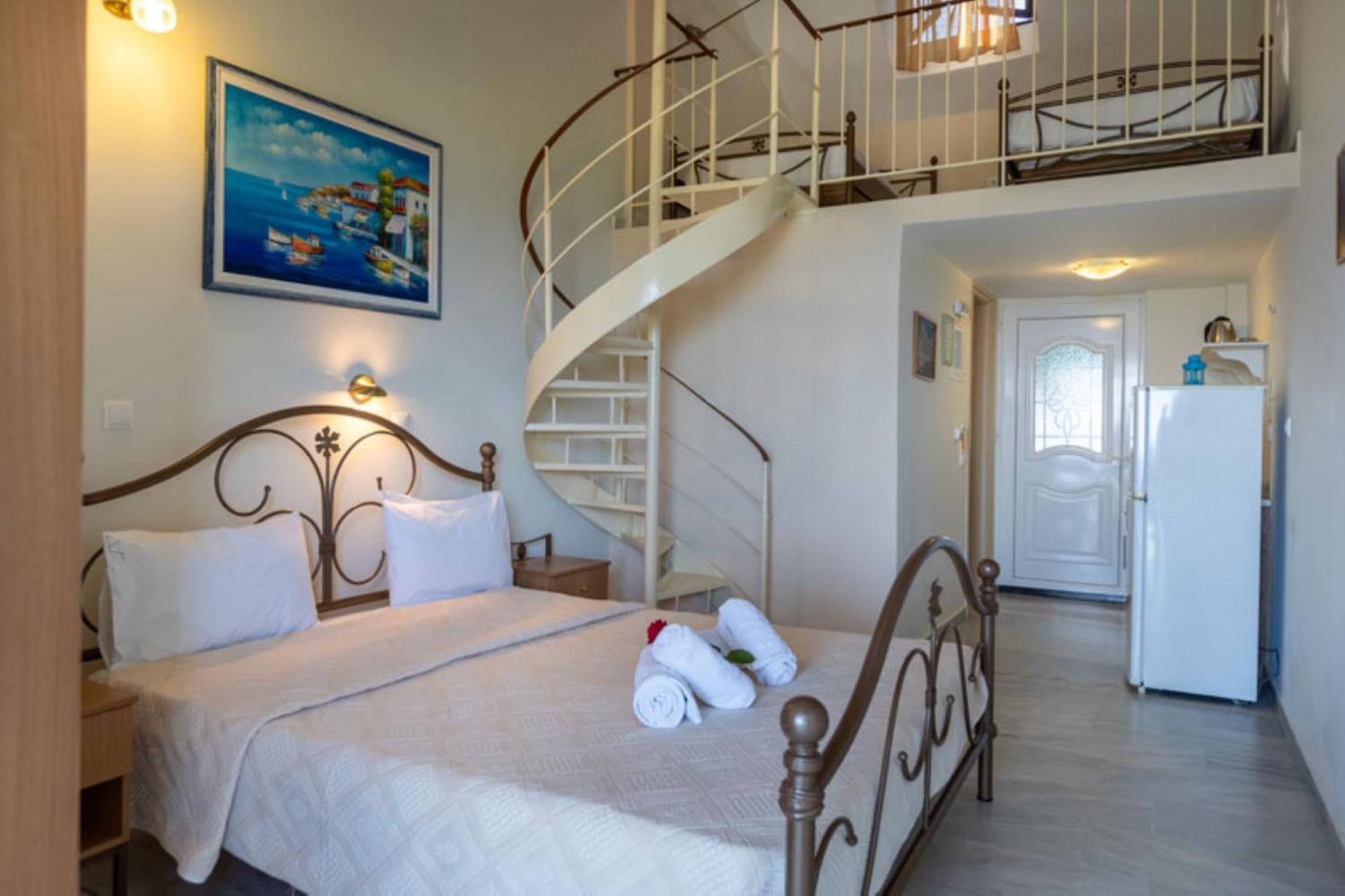 Hotel Pansion Koroni L'Antic Extérieur photo